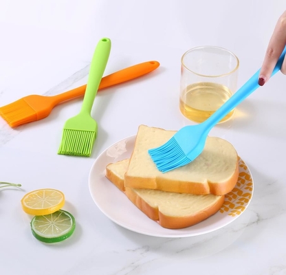 Duże rozmiary Pełna silikonowa szczotka do pieczenia Food Grade z wkładem nylonowym