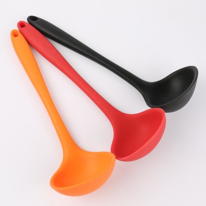 Jednolity kolor narzędzia do gotowania zupy silikonowej Food Grade rozmiar 28 * 8,5 * 3 cm